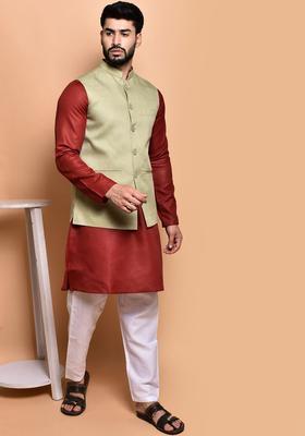 Maroon Solid Cotton Kurta Set For Men