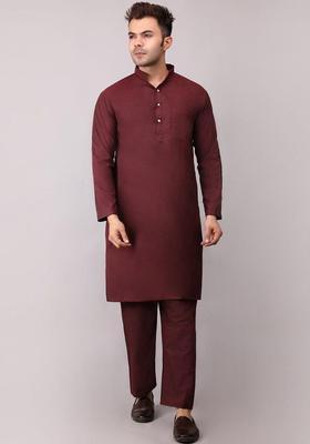 Maroon Solid Cotton Kurta Set For Men