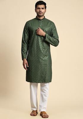 Green Embroidered Cotton Kurta Set For Men