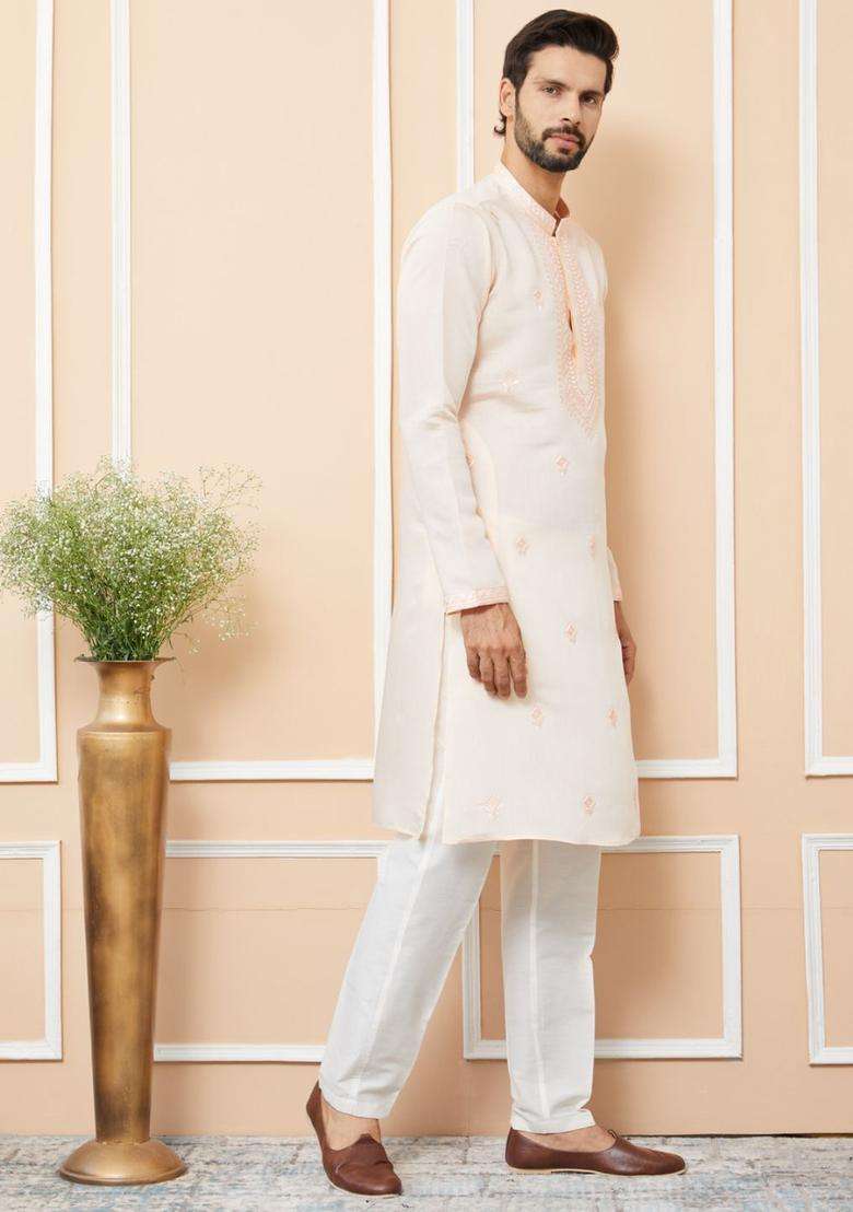 Peach Embroidered Silk Blend Kurta Set For Men - Indya
