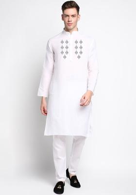 White Yoke Design Cotton Kurta Set For Men