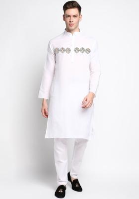 White Yoke Design Cotton Kurta Set For Men