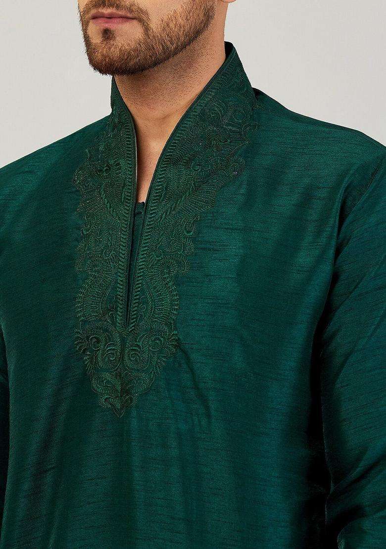 Green Embroidered Silk Blend Kurta Set For Men - Indya