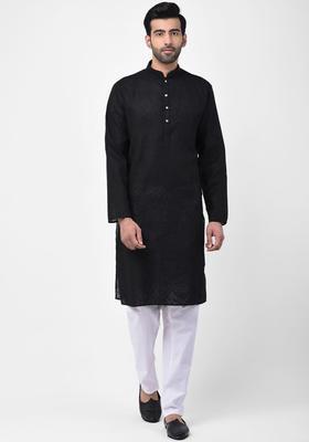 Black Solid Cotton Kurta Set For Men