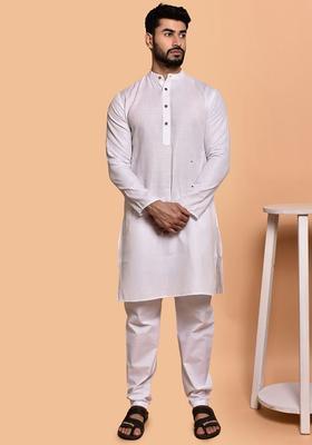 White Solid Cotton Kurta Set For Men