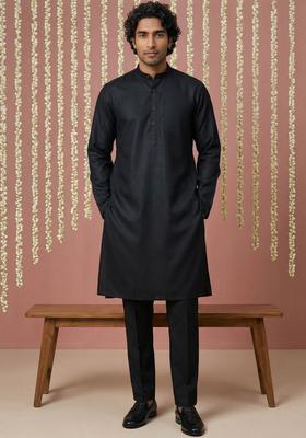 Black Solid Cotton Kurta Set For Men
