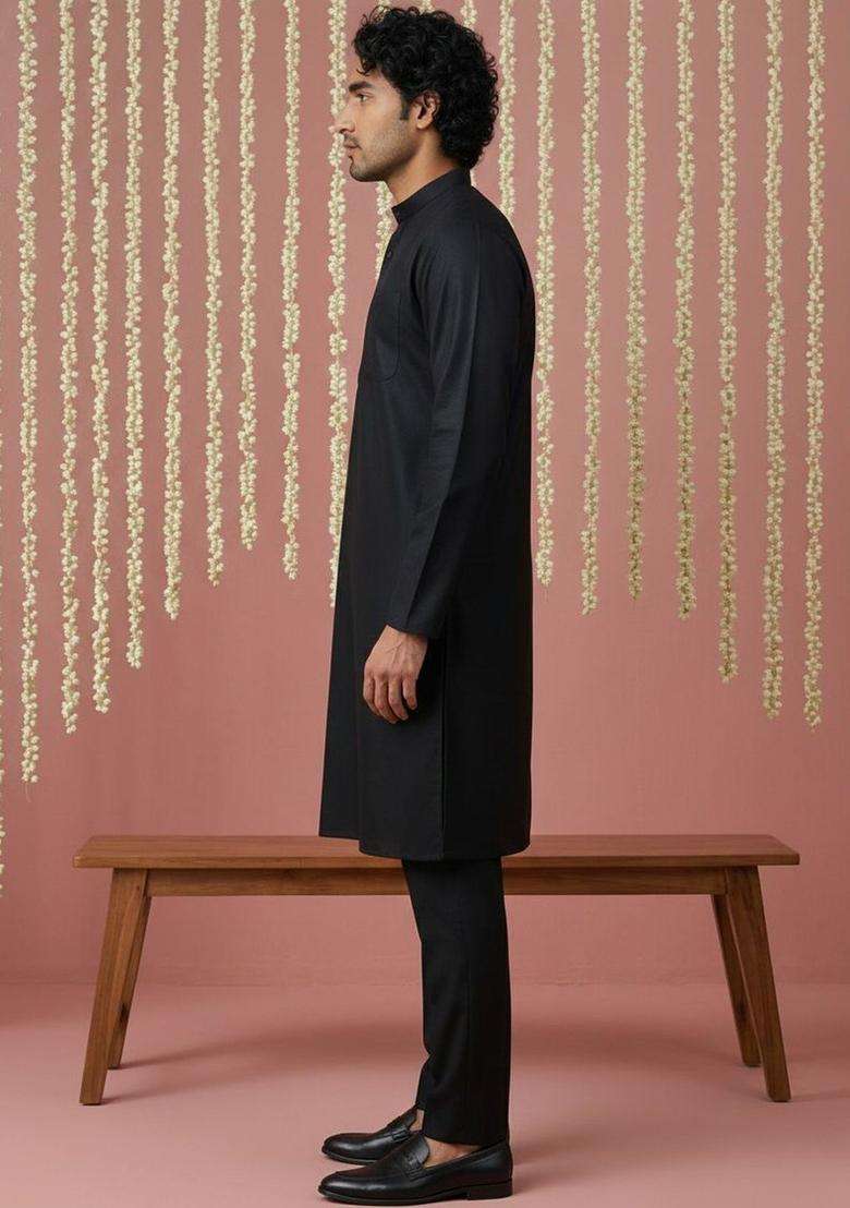 Black Solid Cotton Kurta Set For Men - Indya