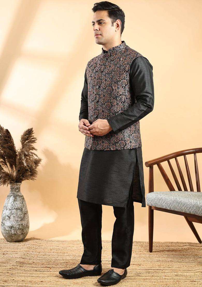 Black Solid Silk Blend Kurta Set For Men - Indya