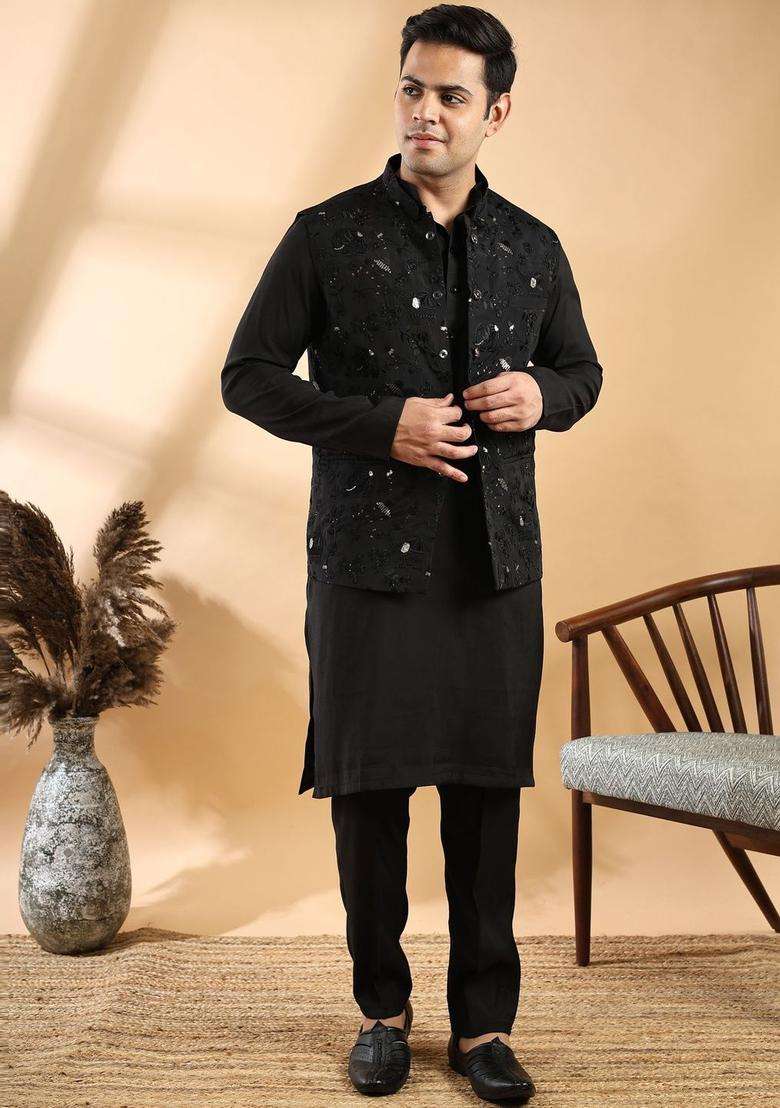 Black Solid Silk Blend Kurta Set For Men - Indya