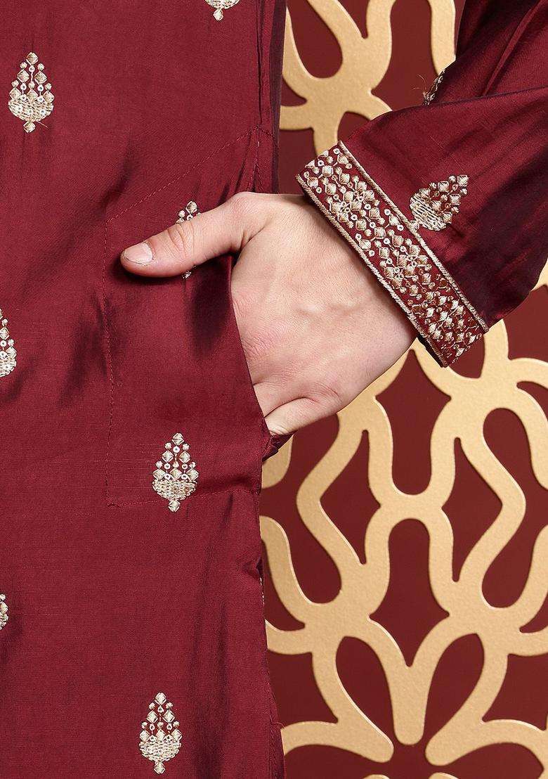 Maroon Embroidered Cotton Kurta Set For Men - Indya