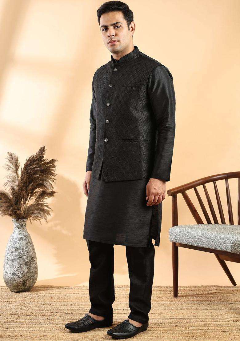 Black Solid Silk Blend Kurta Set For Men - Indya