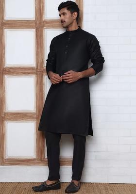Black Solid Cotton Kurta Set For Men