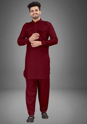 Maroon Solid Cotton Kurta Set For Men