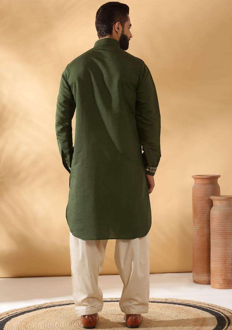Green Embroidered Silk Blend Kurta Set For Men - Indya