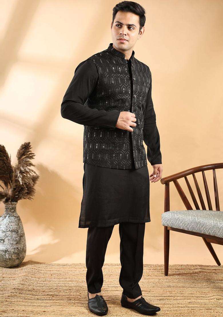 Black Solid Silk Blend Kurta Set For Men - Indya