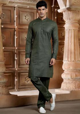 Olive Solid Cotton Kurta Set For Men