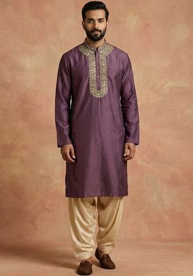 Purple Embroidered Polyester Kurta Set For Men