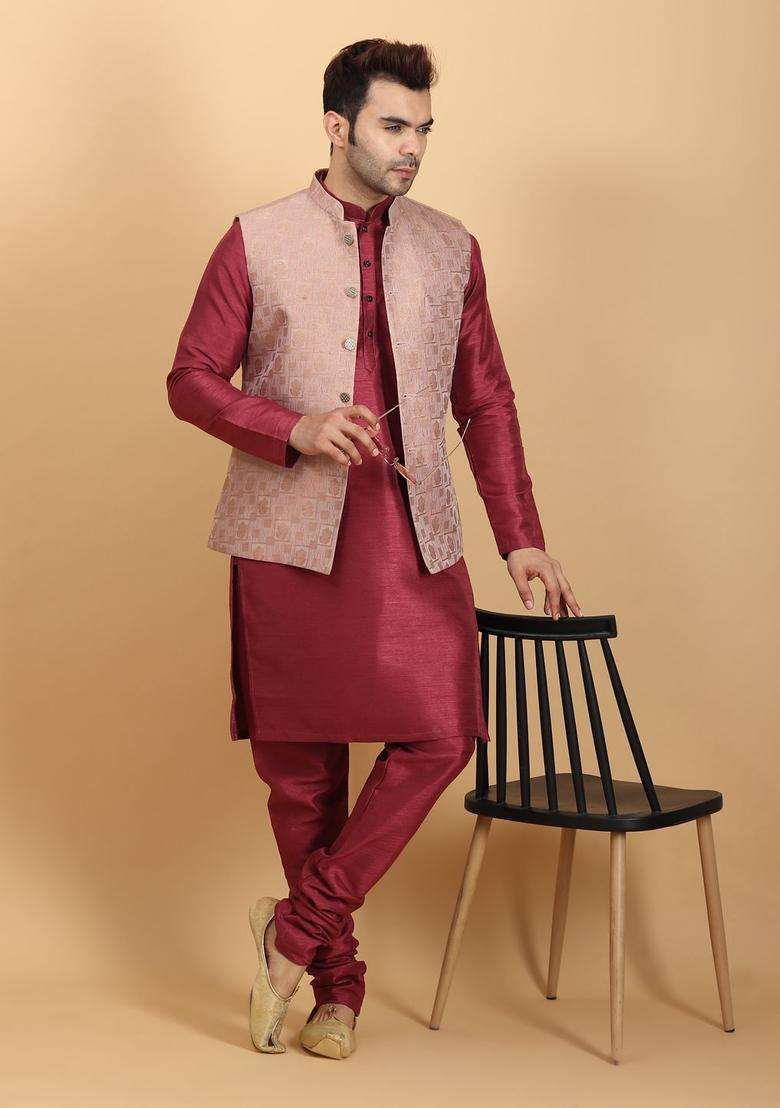 Red Solid Silk Blend Kurta Set For Men - Indya