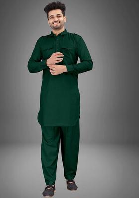 Green Solid Cotton Kurta Set For Men
