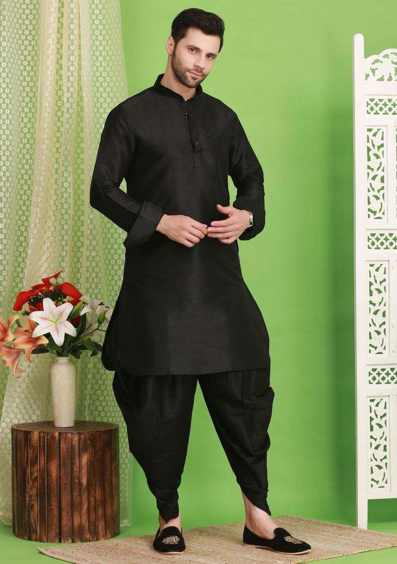 Black Solid Silk Blend Kurta Set For Men - Indya