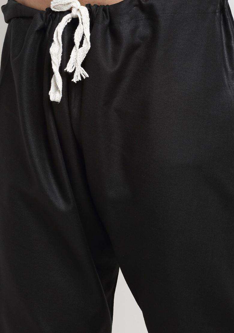 Black Solid Cotton Kurta Set For Men - Indya