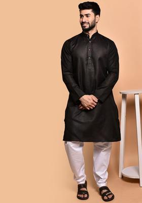 Black Solid Cotton Kurta Set For Men
