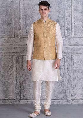 Off White Solid Silk Kurta Set For Men
