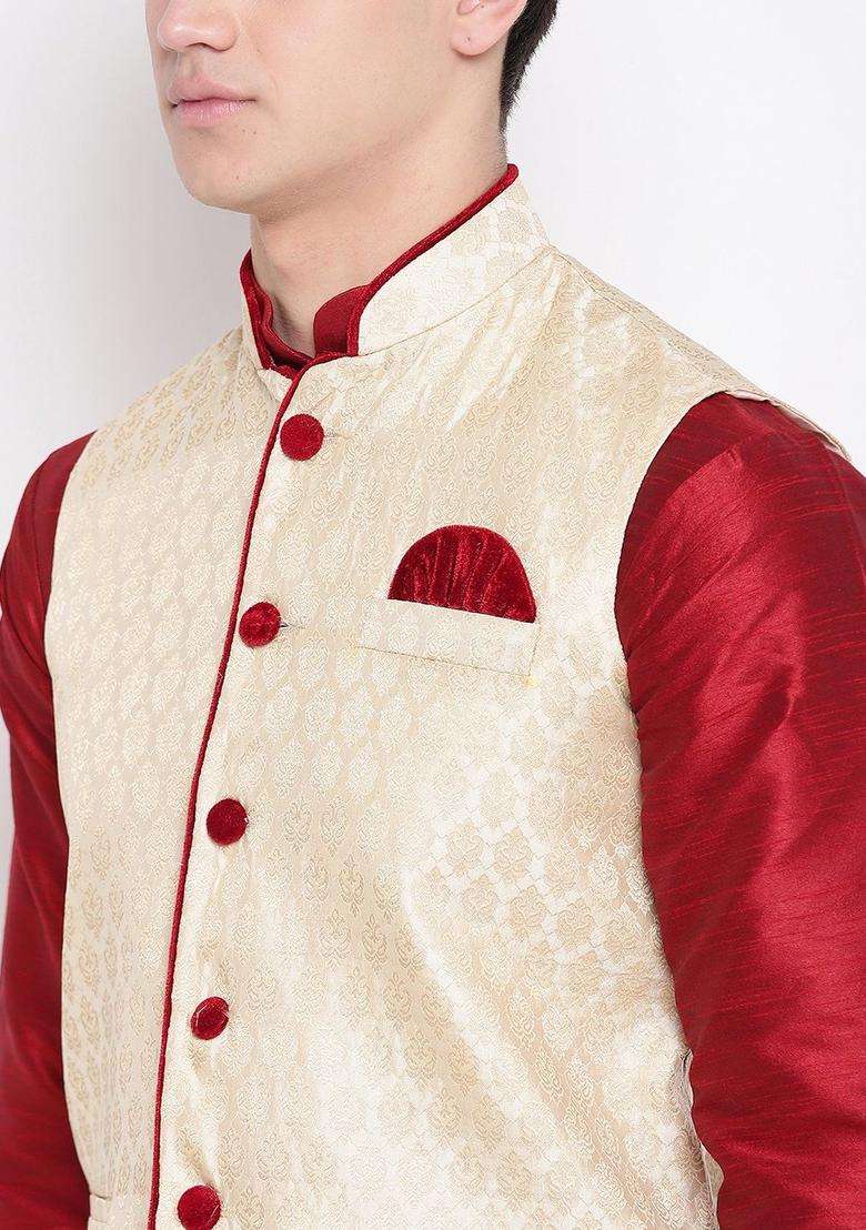 Red Solid Silk Blend Kurta Set For Men - Indya