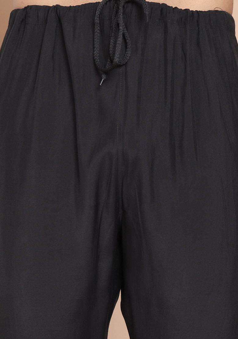 Black Embroidered Velvet Kurta Set For Men - Indya