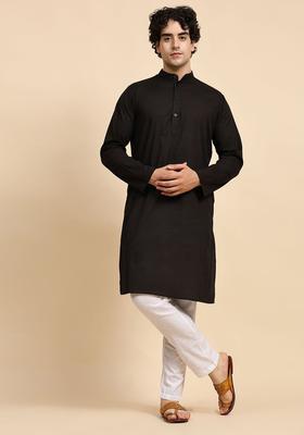 Black Solid Cotton Kurta Set For Men