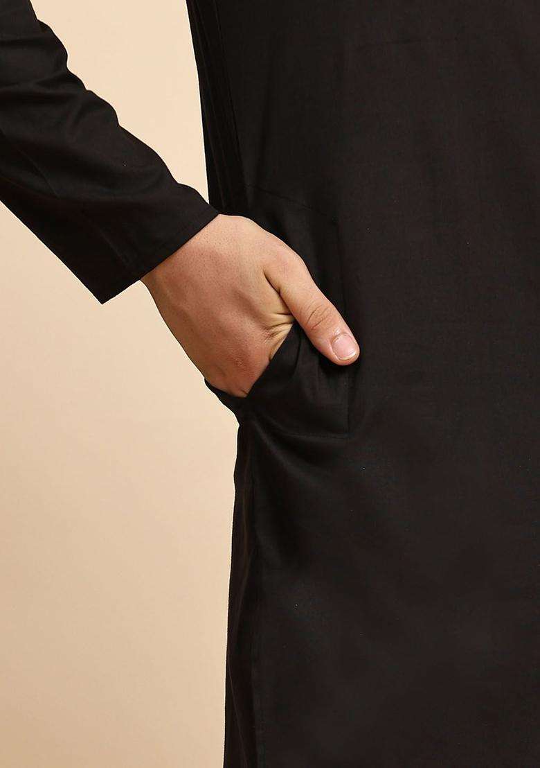 Black Solid Cotton Kurta Set For Men - Indya
