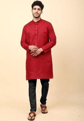 Maroon Solid Cotton Kurta Set For Men