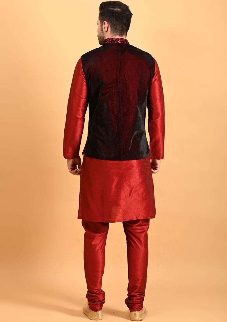 Red Solid Silk Kurta Set For Men - Indya