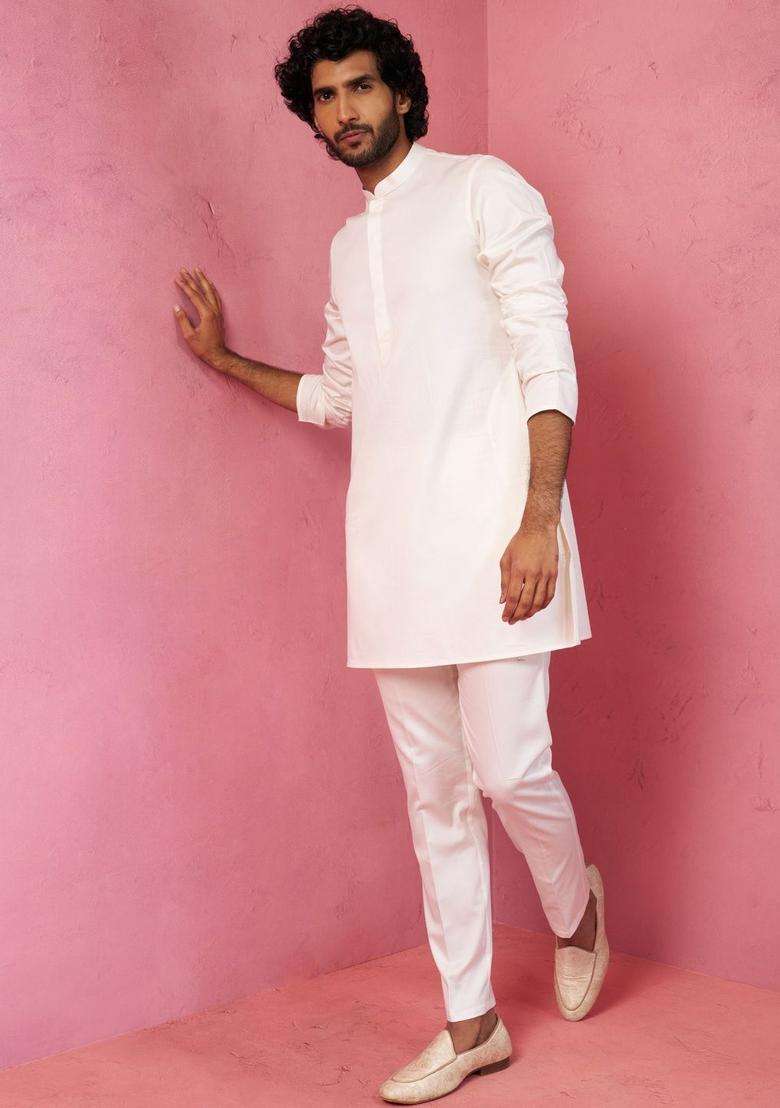 Off White Solid Satin Kurta Set For Men - Indya