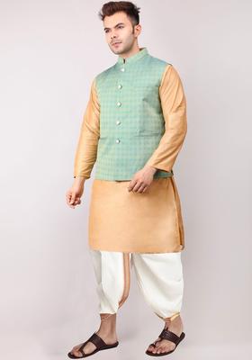 Green Solid Cotton Kurta Set For Men