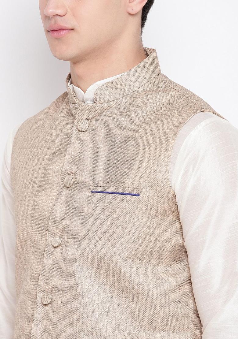 Off White Self Design Silk Kurta Set For Men - Indya