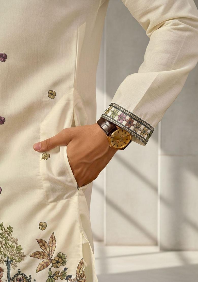 Off White Embroidered Cotton Kurta Set For Men - Indya