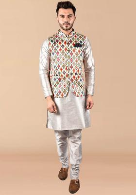 Silver Solid Silk Kurta Set For Men