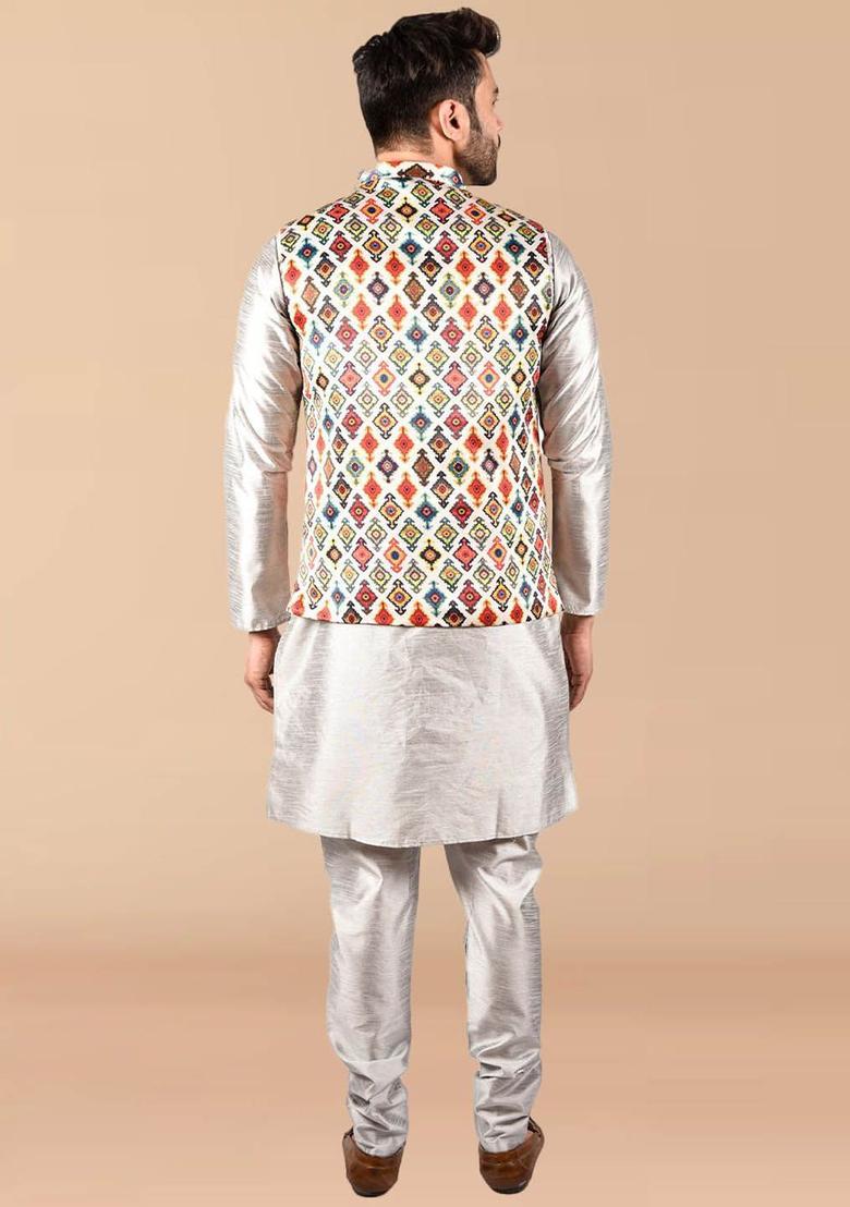 Silver Solid Silk Kurta Set For Men - Indya