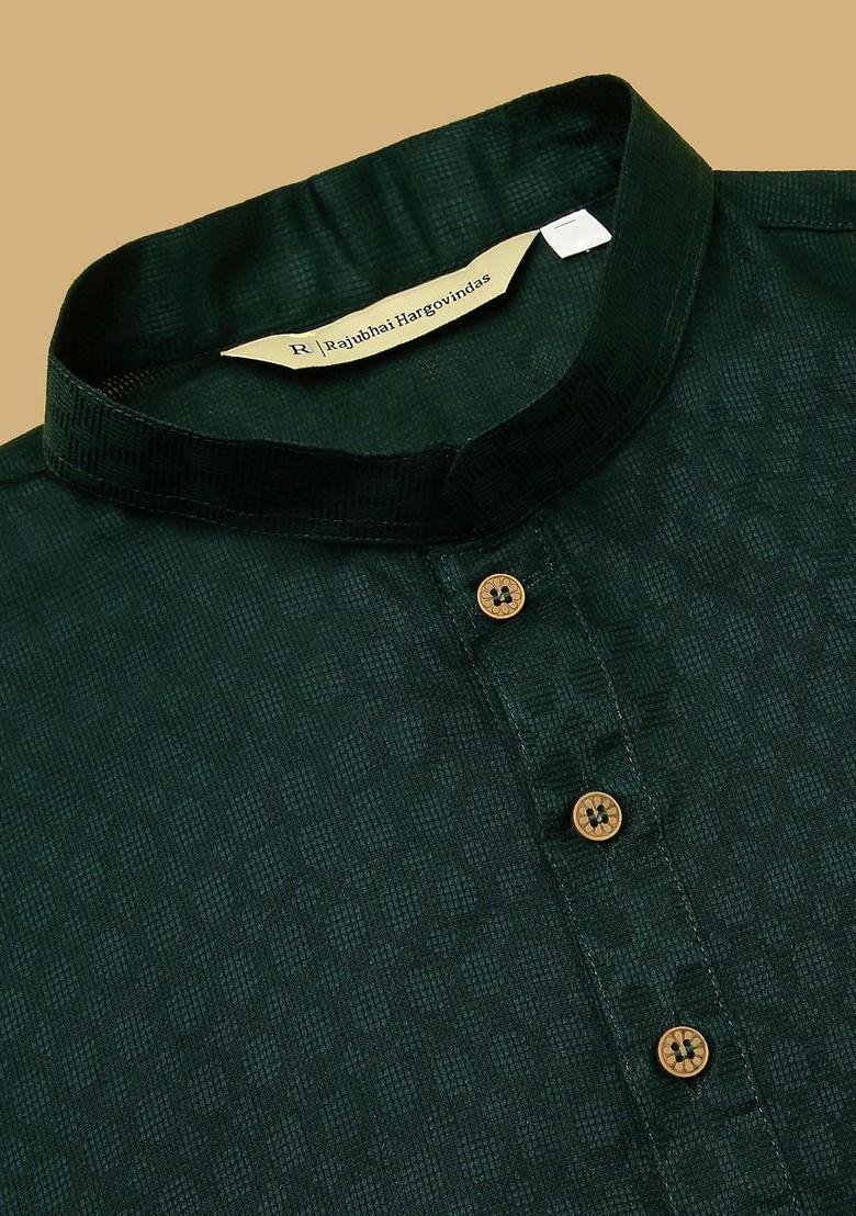 Green Self Design Cotton Kurta Set For Men - Indya