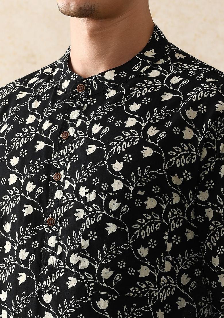 Black Printed Cotton Kurta Set For Men - Indya