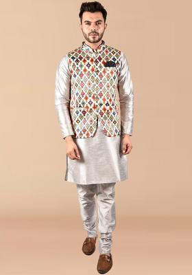 Silver Solid Silk Kurta Set For Men