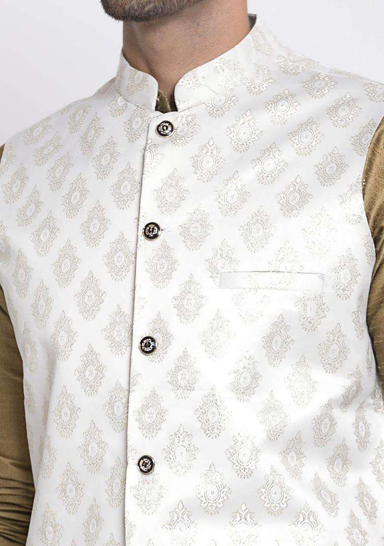 Gold Solid Silk Blend Kurta Set For Men - Indya