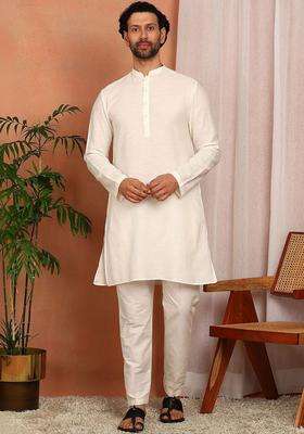 Off White Solid Cotton Kurta Set For Men