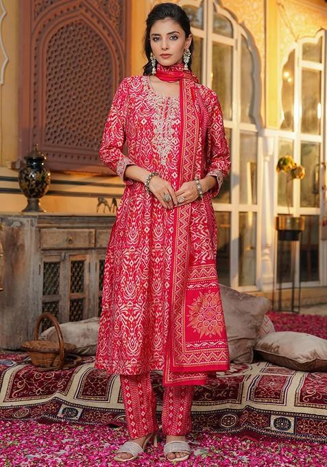 Red Embroidered Poly Blended Kurta Sets