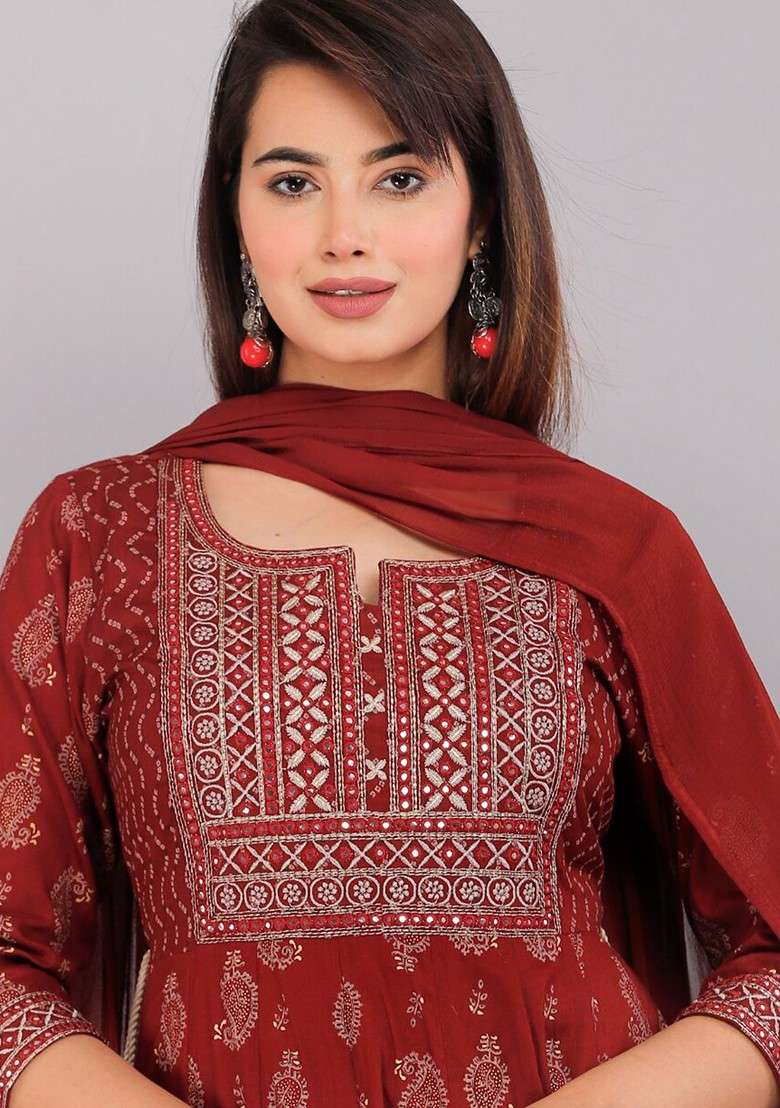 Maroon Embroidered Poly Blended Kurta Sets - Indya