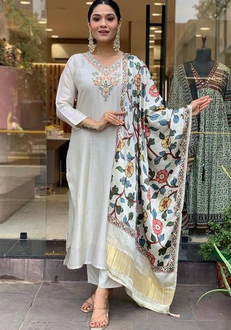 Cream Embroidered Poly Blended Kurta Sets