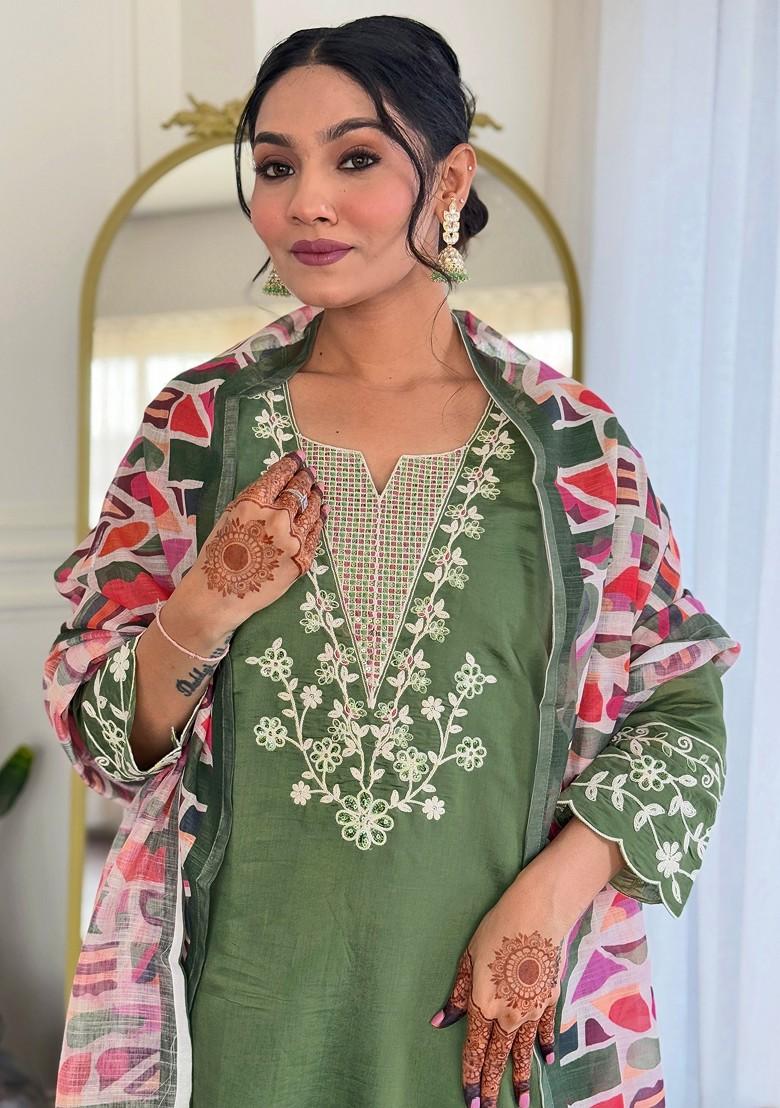 Green Embroidered Poly Blended Kurta Sets