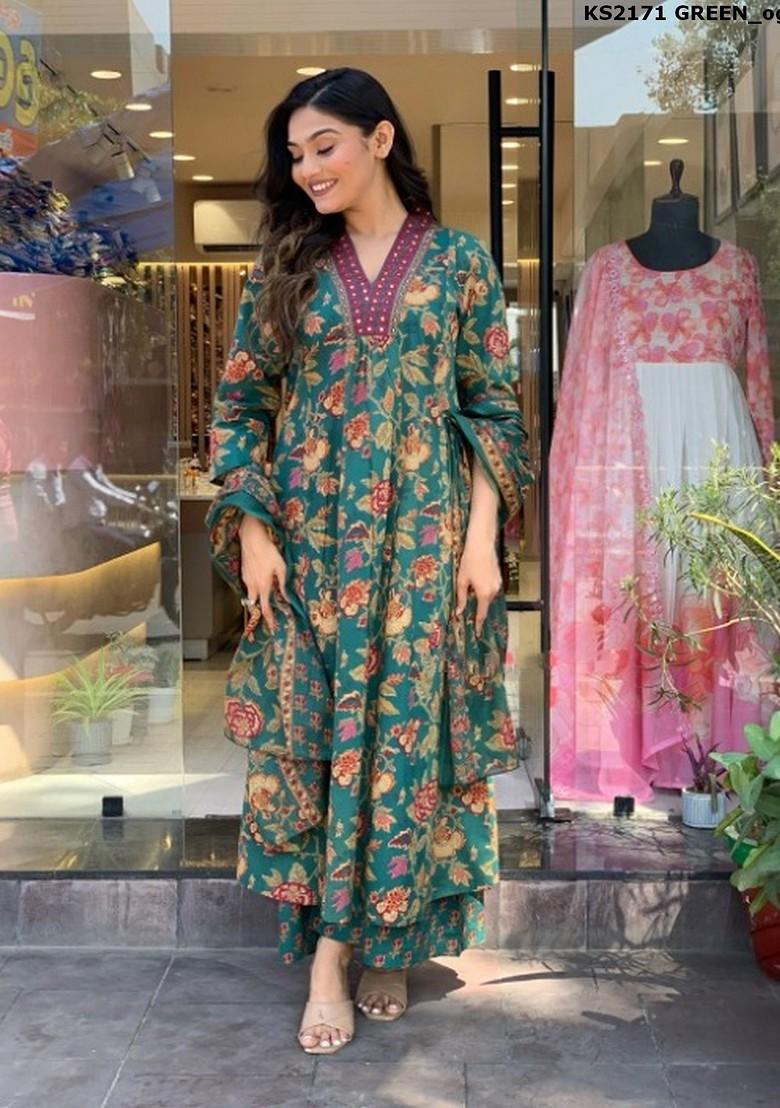 Green Embroidered Poly Blended Kurta Sets - Indya