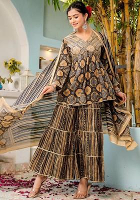 Grey Embroidered Poly Blended Kurta Sets